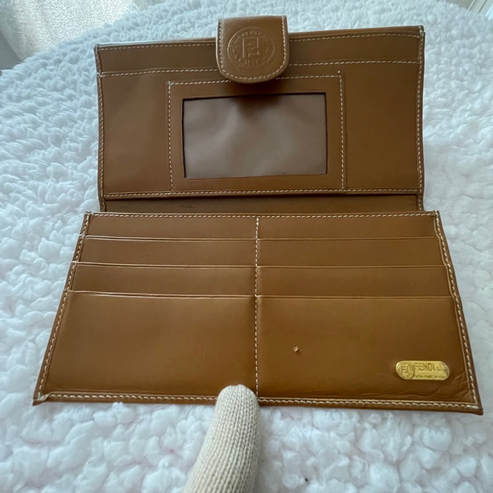 Authentic Fendi Canvas wallet - Picture 4 of 12